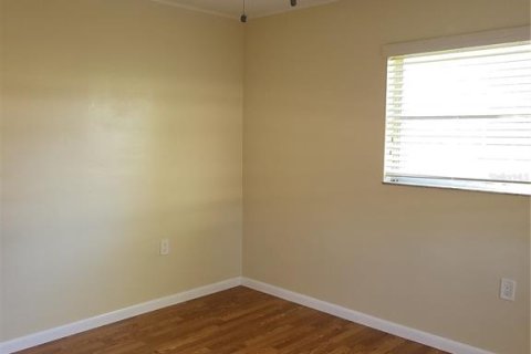 Casa en venta en Port Richey, Florida, 3 dormitorios, 103.12 m2 № 1848105 - foto 19