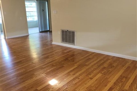 Casa en venta en Port Richey, Florida, 3 dormitorios, 103.12 m2 № 1848105 - foto 12