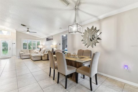 Casa en venta en Palm Harbor, Florida, 3 dormitorios, 161.46 m2 № 1916320 - foto 18