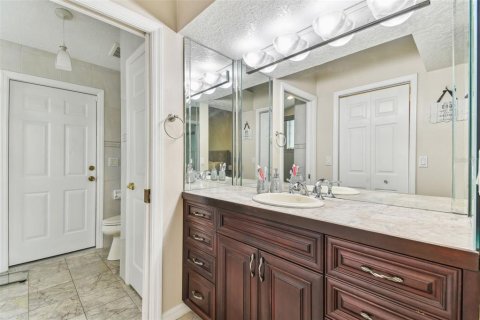 Casa en venta en Palm Harbor, Florida, 3 dormitorios, 161.46 m2 № 1916320 - foto 27