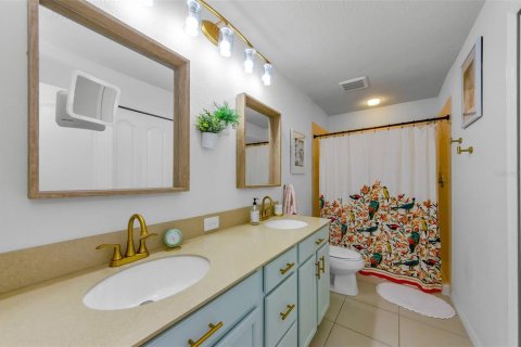 Купить таунхаус в Брэндон, Флорида 9 комнат, 142.7м2, № 1805399 - фото 25