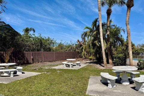Condo in Sarasota, Florida, 3 rooms  № 1580468 - photo 27