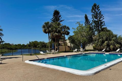 Condo in Sarasota, Florida, 3 rooms  № 1580468 - photo 25