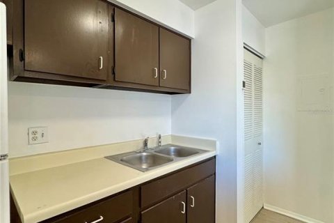 Condo in Sarasota, Florida, 3 rooms  № 1580468 - photo 15