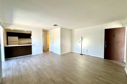Condo in Sarasota, Florida, 3 rooms  № 1580468 - photo 6