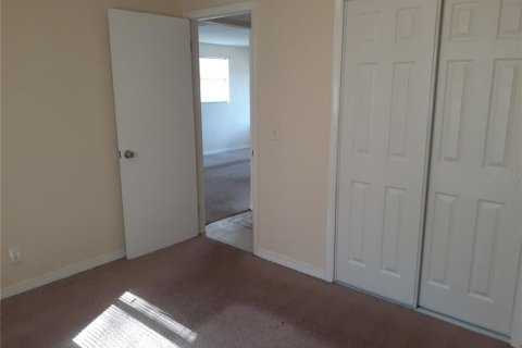 Immobilier commercial à vendre à Holiday, Floride: 4 chambres, 183.2 m2 № 1910794 - photo 15