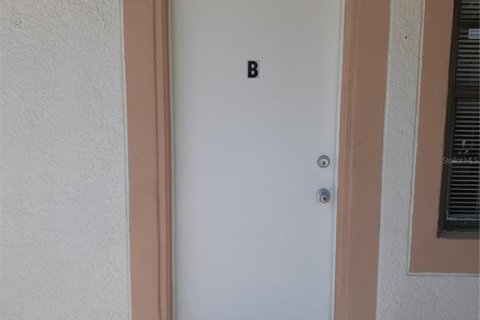Immobilier commercial à vendre à Holiday, Floride: 4 chambres, 183.2 m2 № 1910794 - photo 16