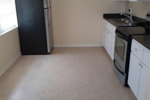 Immobilier commercial à vendre à Holiday, Floride: 4 chambres, 183.2 m2 № 1910794 - photo 23