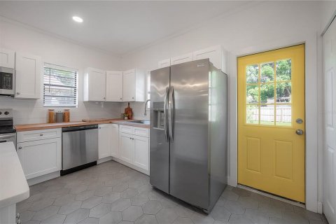 Casa en venta en Tampa, Florida, 2 dormitorios, 108.7 m2 № 1644783 - foto 14