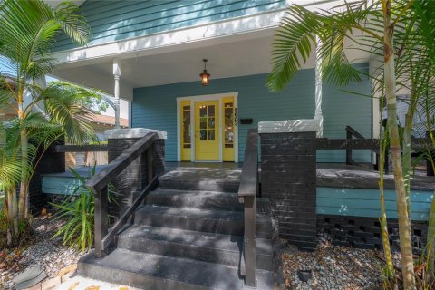 Casa en venta en Tampa, Florida, 2 dormitorios, 108.7 m2 № 1644783 - foto 2