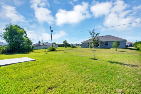 Casa en venta en Cape Coral, Florida, 3 dormitorios, 118.17 m2 № 1719410 - foto 6