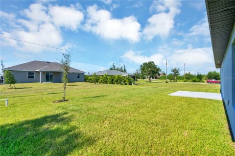 Casa en venta en Cape Coral, Florida, 3 dormitorios, 118.17 m2 № 1719410 - foto 4
