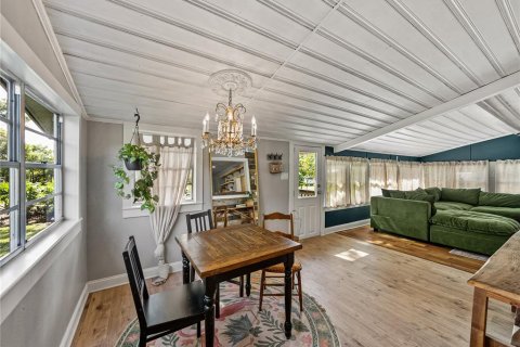 House in Plant City, Florida 4 bedrooms, 238.11 sq.m. № 1803306 - photo 9