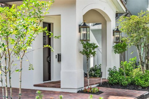Villa ou maison à vendre à Orlando, Floride: 5 chambres, 315.12 m2 № 2405244 - photo 2