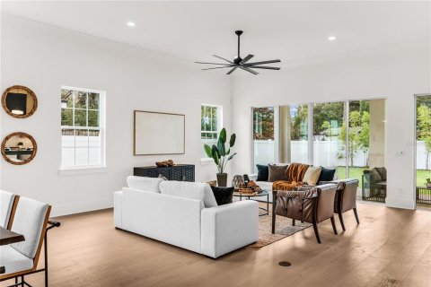 Villa ou maison à vendre à Orlando, Floride: 5 chambres, 315.12 m2 № 2405244 - photo 22