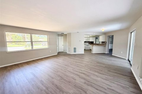 House in Sarasota, Florida 2 bedrooms, 129.6 sq.m. № 1876306 - photo 16
