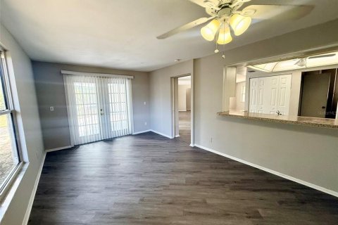 House in Sarasota, Florida 2 bedrooms, 129.6 sq.m. № 1876306 - photo 27