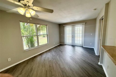 House in Sarasota, Florida 2 bedrooms, 129.6 sq.m. № 1876306 - photo 28