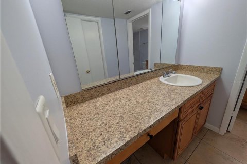 Copropriété à louer à Tampa, Floride: 2 chambres, 123.37 m2 № 2386407 - photo 13