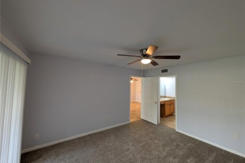 Copropriété à louer à Tampa, Floride: 2 chambres, 123.37 m2 № 2386407 - photo 11