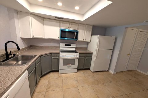 Copropriété à louer à Tampa, Floride: 2 chambres, 123.37 m2 № 2386407 - photo 7