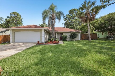 House in Brooksville, Florida 3 bedrooms, 126.35 sq.m. № 1885005 - photo 1