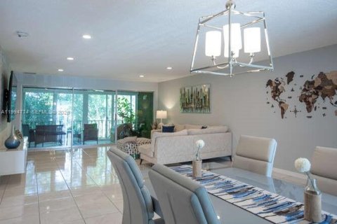 Condo in Davie, Florida, 2 bedrooms  № 2056413 - photo 5