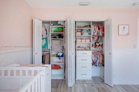 Condo in Davie, Florida, 2 bedrooms  № 2056413 - photo 12