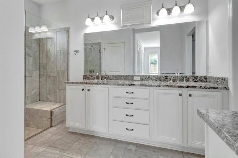 Villa ou maison à vendre à Groveland, Floride: 2 chambres, 121.24 m2 № 2295090 - photo 21