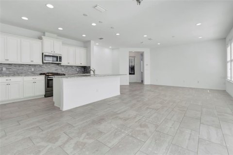 Villa ou maison à vendre à Groveland, Floride: 2 chambres, 121.24 m2 № 2295090 - photo 11