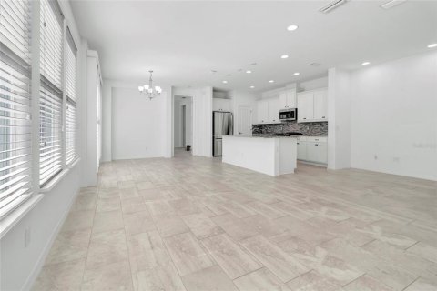 Villa ou maison à vendre à Groveland, Floride: 2 chambres, 121.24 m2 № 2295090 - photo 9