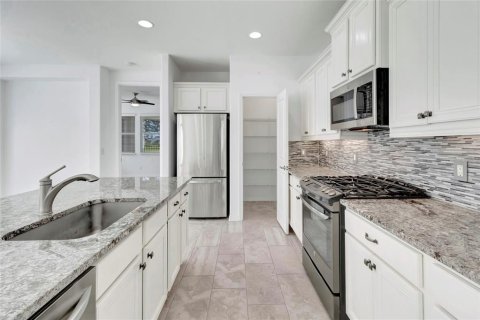 Villa ou maison à vendre à Groveland, Floride: 2 chambres, 121.24 m2 № 2295090 - photo 17