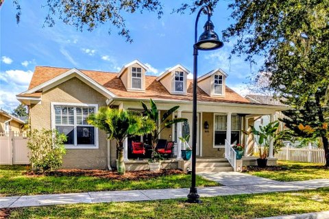Villa ou maison à New Port Richey, Floride 3 chambres, 177.81 m2 № 2142961