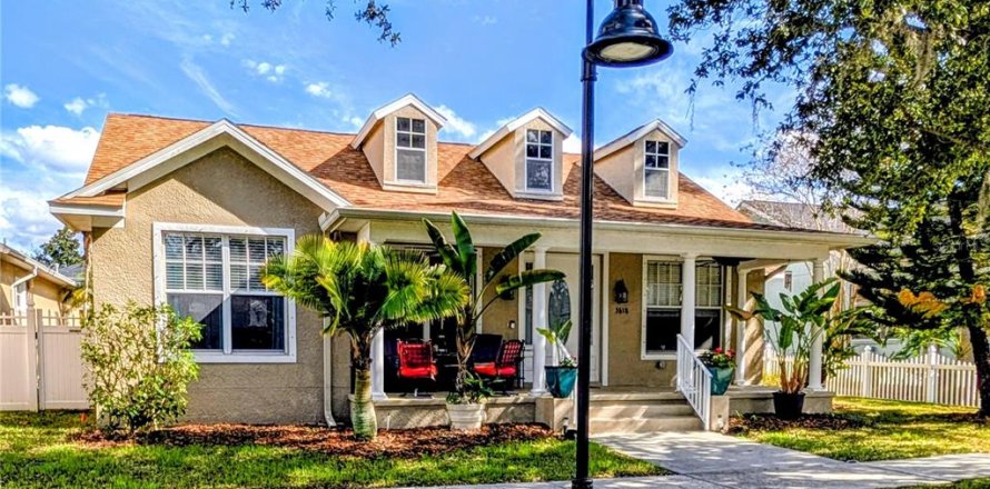 Villa ou maison à New Port Richey, Floride 3 chambres, 177.81 m2 № 2142961