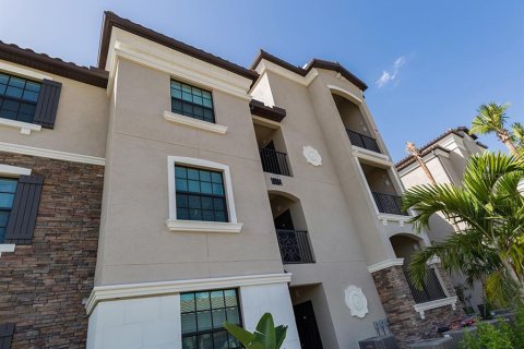 Condo à Lakewood Ranch, Floride, 2 chambres  № 2107045