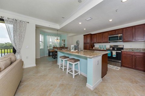 Copropriété à louer à Lakewood Ranch, Floride: 2 chambres, 102.56 m2 № 2107045 - photo 11