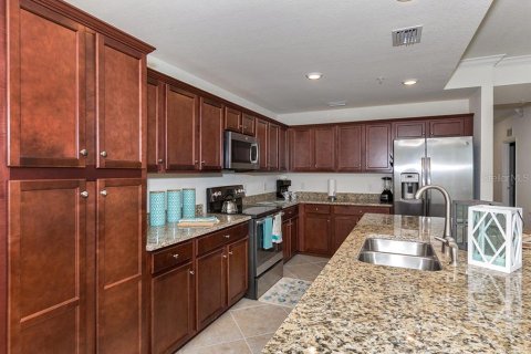 Copropriété à louer à Lakewood Ranch, Floride: 2 chambres, 102.56 m2 № 2107045 - photo 16