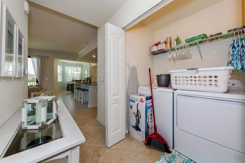 Copropriété à louer à Lakewood Ranch, Floride: 2 chambres, 102.56 m2 № 2107045 - photo 23