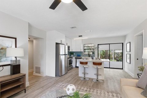 Casa en alquiler en Tampa, Florida, 3 dormitorios, 127.46 m2 № 2224809 - foto 6