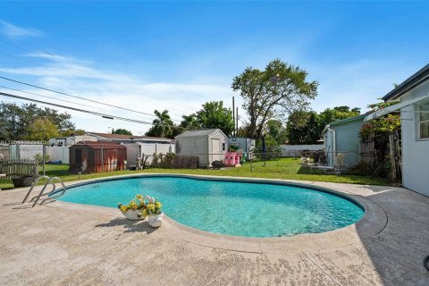 Купить виллу или дом в Холливуд, Флорида 3 спальни, 103.4м2, № 1964704 - фото 3