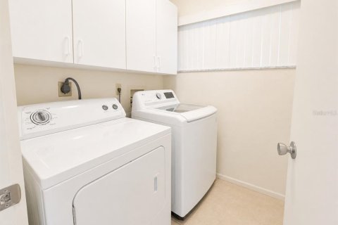 Copropriété à vendre à Longboat Key, Floride: 2 chambres, 176.14 m2 № 2167310 - photo 7