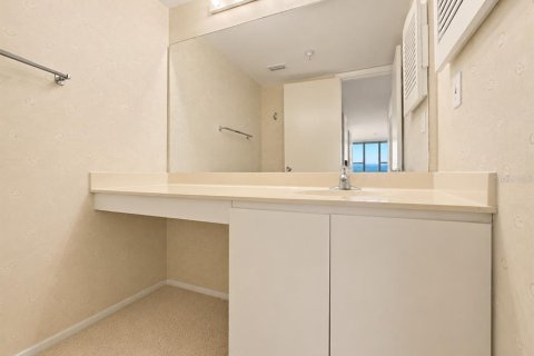 Copropriété à vendre à Longboat Key, Floride: 2 chambres, 176.14 m2 № 2167310 - photo 12