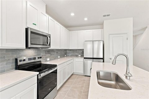 Townhouse in Apollo Beach, Florida 3 bedrooms, 164.62 sq.m. № 2132418 - photo 25