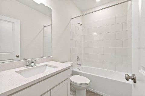 Townhouse in Apollo Beach, Florida 3 bedrooms, 164.62 sq.m. № 2132418 - photo 14
