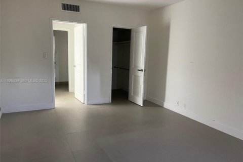 Copropriété à louer à Miami Beach, Floride: 1 chambre, 79.15 m2 № 1986523 - photo 6