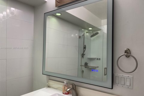 Copropriété à louer à Miami Beach, Floride: 1 chambre, 79.15 m2 № 1986523 - photo 9