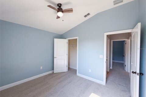 House in Tavares, Florida 4 bedrooms, 169.08 sq.m. № 2314297 - photo 23
