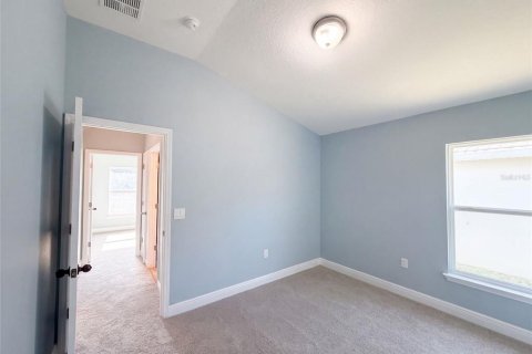 House in Tavares, Florida 4 bedrooms, 169.08 sq.m. № 2314297 - photo 21