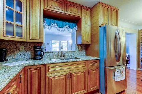 Купить виллу или дом в Сент-Питерсберг, Флорида 6 комнат, 127.65м2, № 1675207 - фото 15