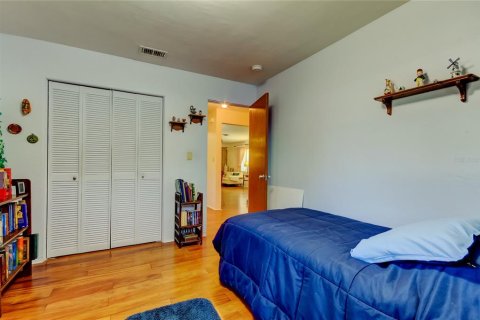 Купить виллу или дом в Сент-Питерсберг, Флорида 6 комнат, 127.65м2, № 1675207 - фото 23